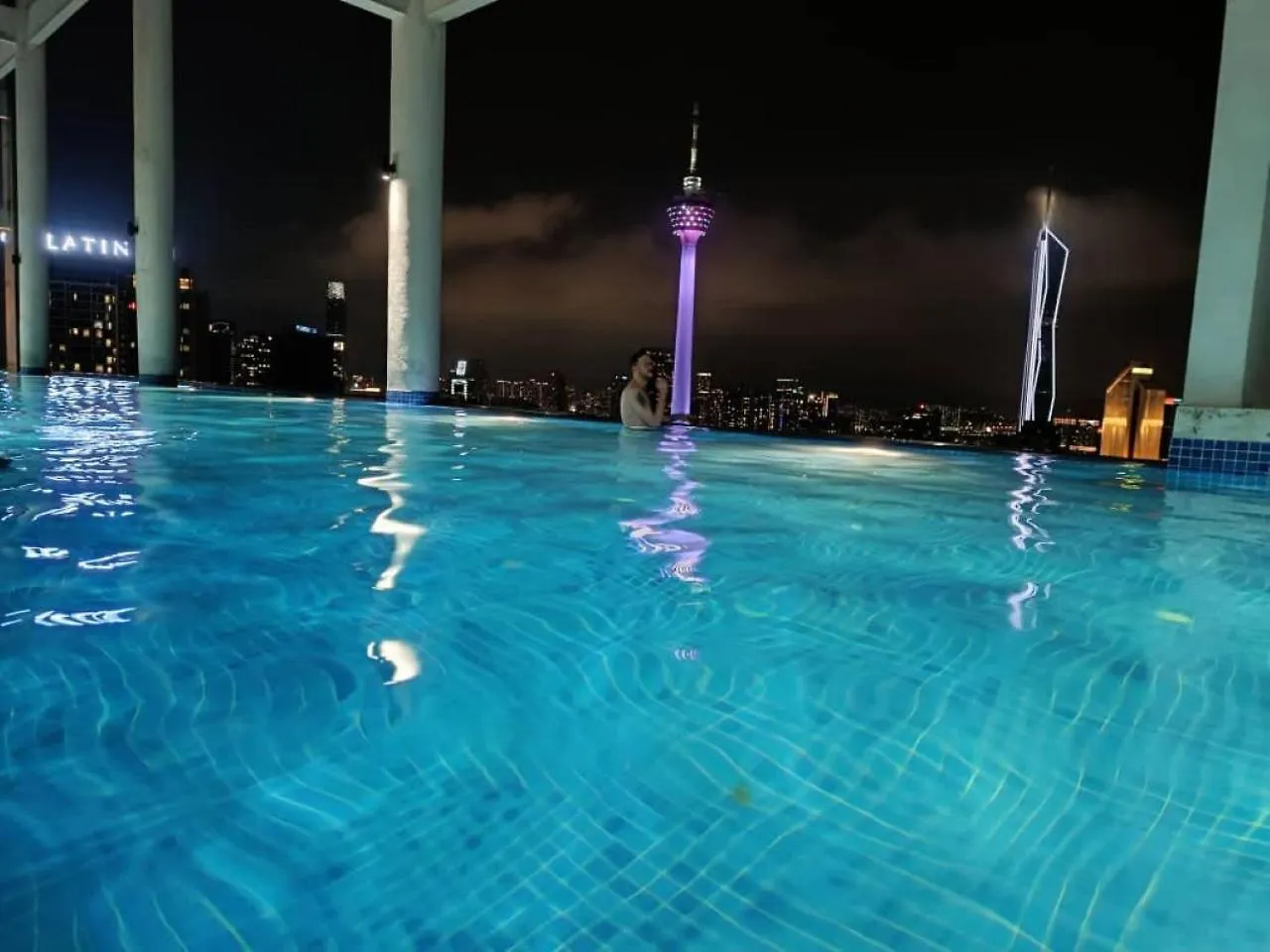 The Luxe Klcc By Luxury World Daire Kuala Lumpur