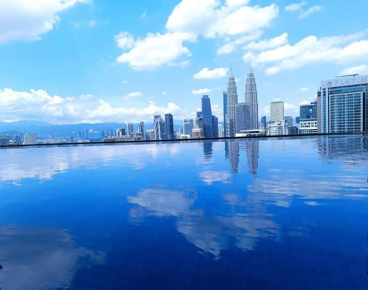 The Luxe Klcc By Luxury World Daire Kuala Lumpur 0*,  Malezya